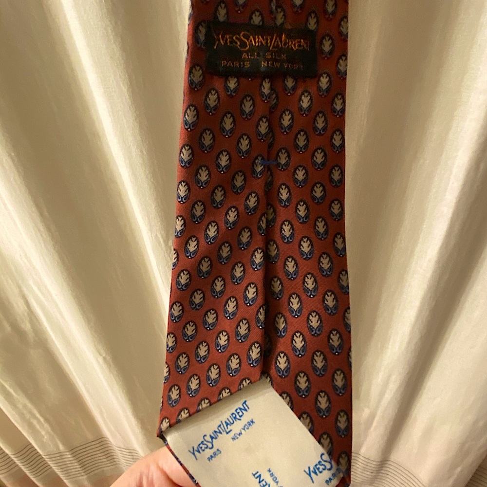 Vintage Yves Saint Laurent tie